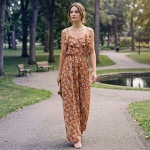 Blushing Heart Woman's Floral  Cold Shoulder  Maxi Dress  Size M